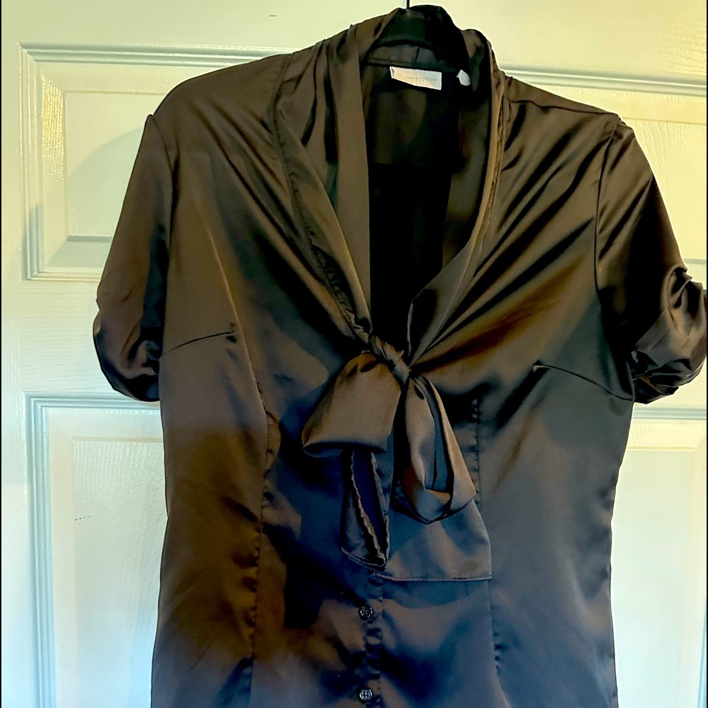 New York & Company Button down with tie